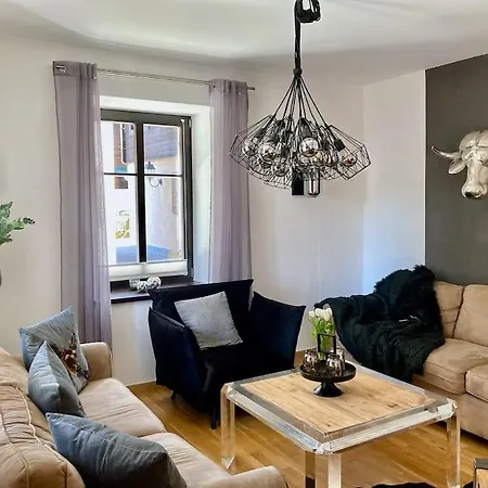 Stadtvilla Mit Sauna & Garten *