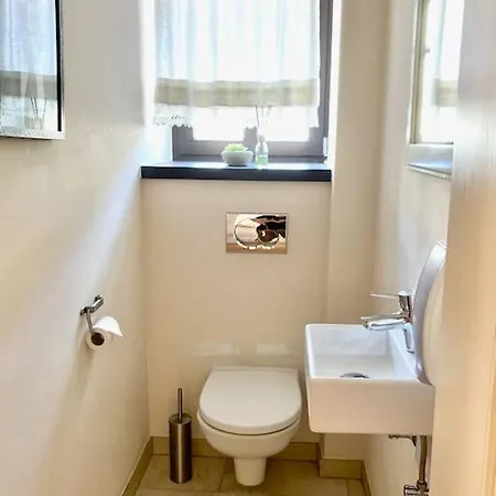 Stadtvilla Mit Sauna & Garten *